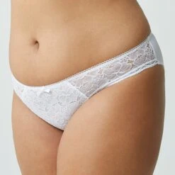 Slip Star White Luccia 8 Slip Star White Luccia -Bestform Lingerie BL02409 016 WEB 1 759188a8 7cf2 4183 be5d 5e27126f2e8c