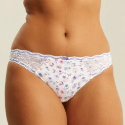 Culotte Blanche LUCCIA TWIST 8 Culotte Blanche LUCCIA TWIST -Bestform Lingerie BL02609 9A0 WEB 1 e5e2d58c 3a33 4b80 80f6 05f26a2f376f